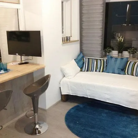 Steinhauser's Apartment *